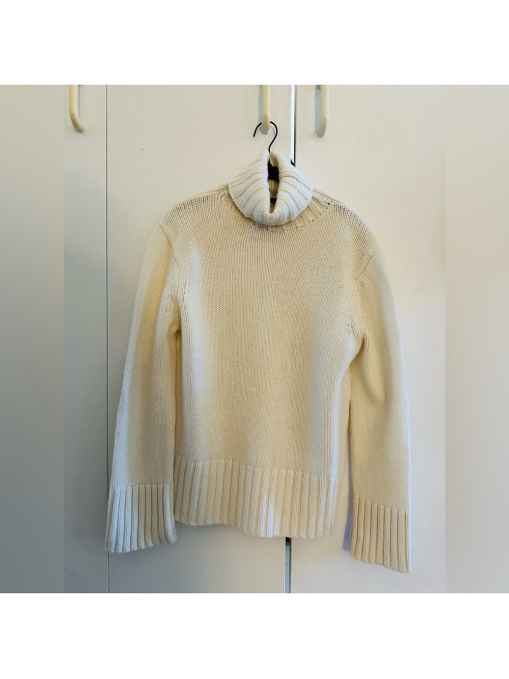 Jenni Kayne Cream 100 CASHMERE  Jet Turtleneck Sweater